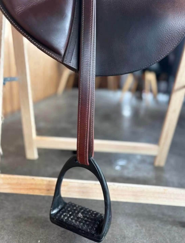 Selle Antarès 2020 — 17"